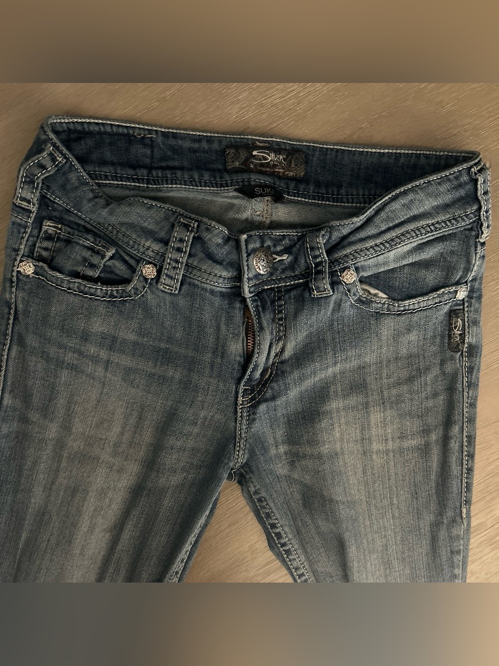 Suki by Silver Jeans Women's low-Rise Blue Denim Jeans
